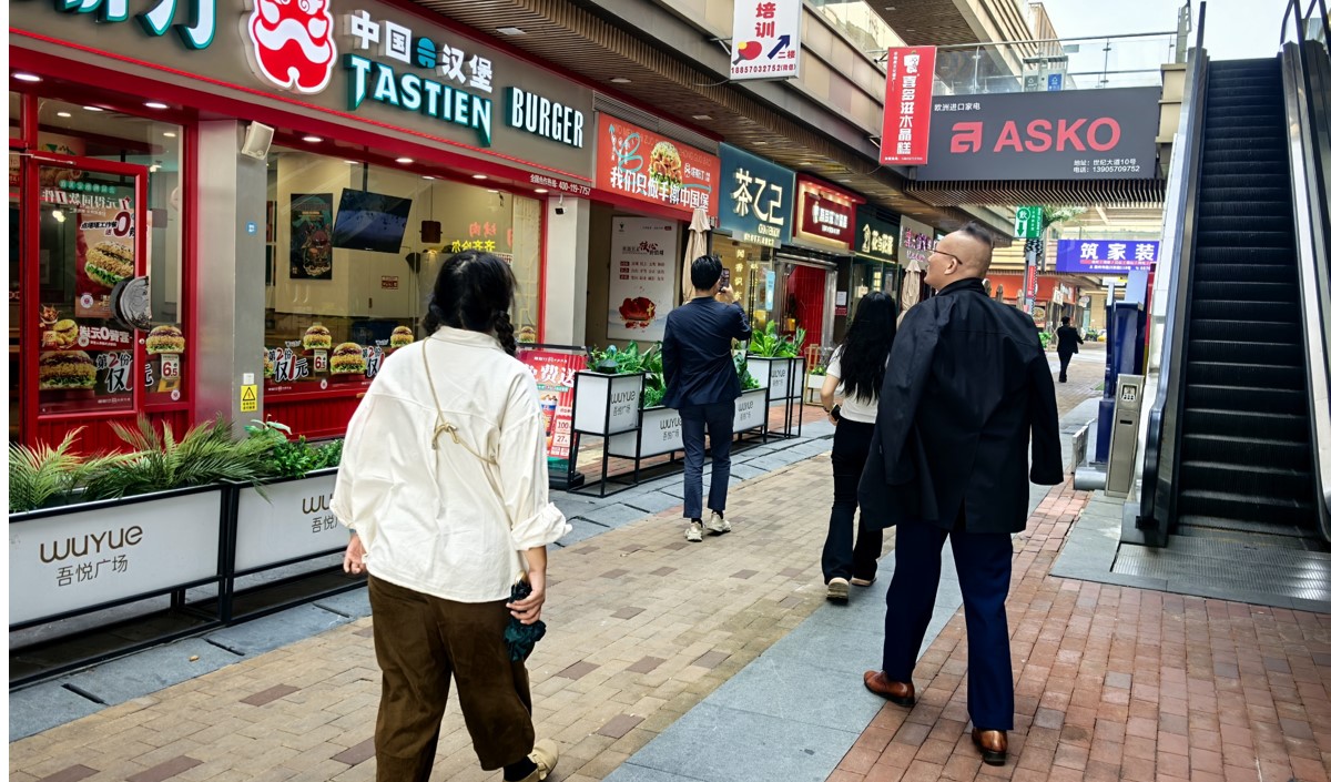 美御品牌策划咨询团队市场走访：探索衢州餐饮行业新风尚